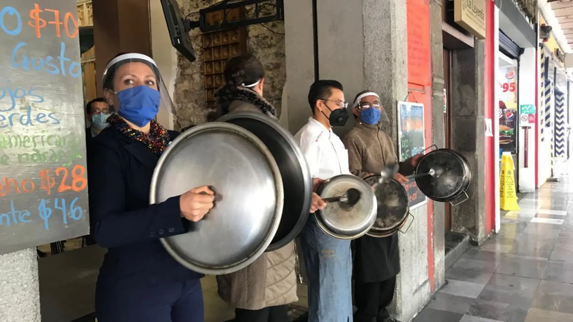 PROTESTA DE LAS CACEROLAS